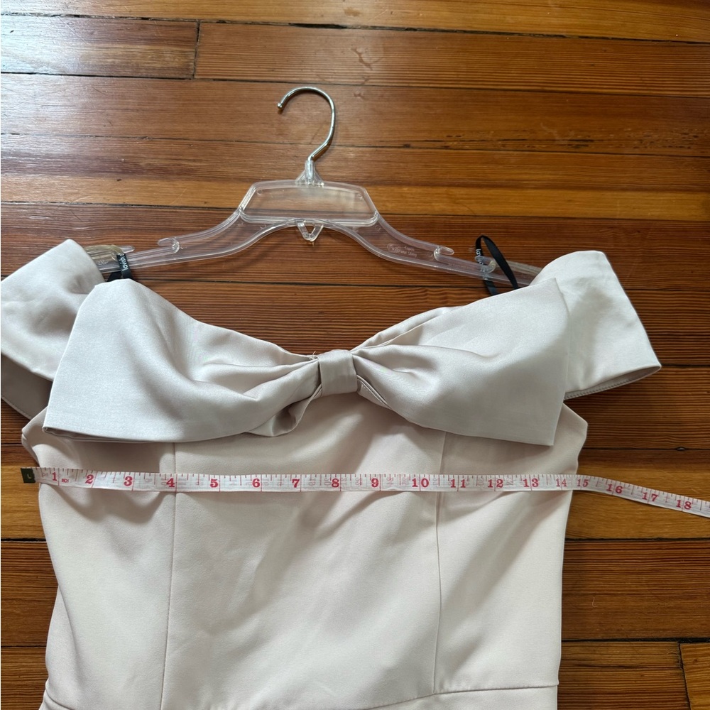 Lavish Alice Bow Dress - Picture 7 of 8